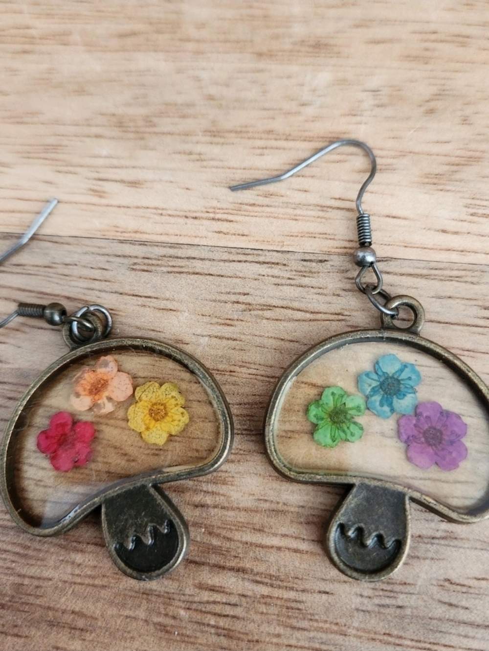 Real Pressed Flower Mushroom Resin Earrings Bronze Botanical Cottagecore Dangle